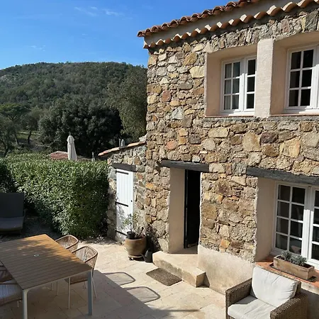 Hameau Des Claudins 公寓