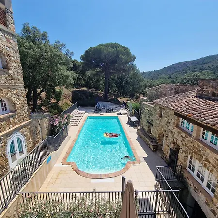 Hameau Des Claudins 公寓 *
